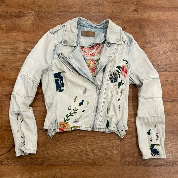 BLANK NYC embriodered denim motto jacket - MEDIUM - Picture 2 of 6